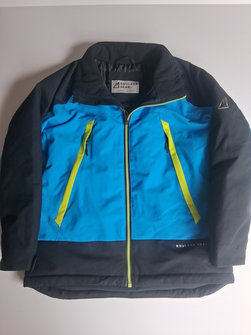 Boulder Gear Ski Jacket 10,000mm Waterproofing 10,000gm Breathability No Hood M